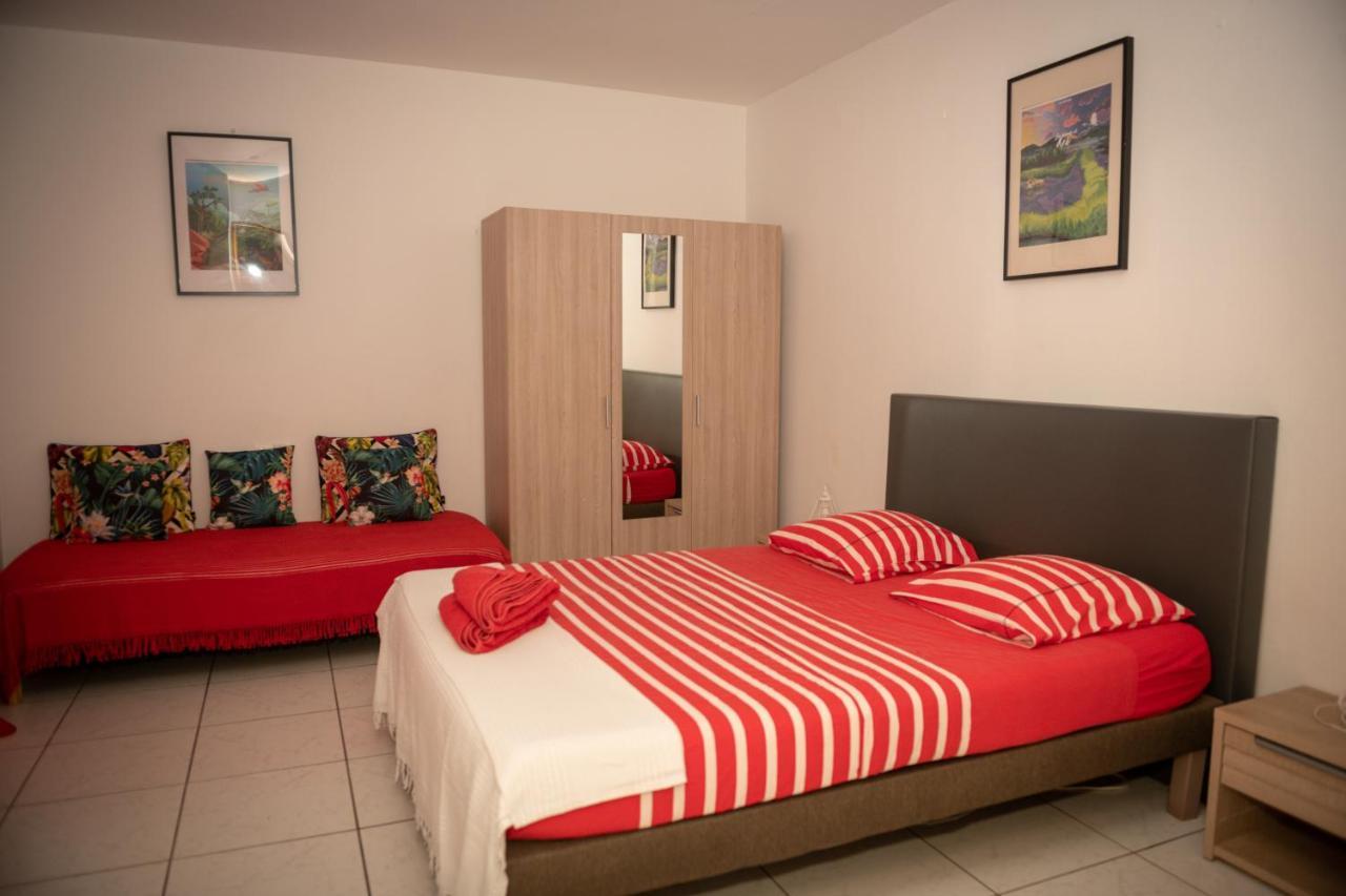 Chambres D'Hotes Du Domaine Des Doudous سانت بيير المظهر الخارجي الصورة